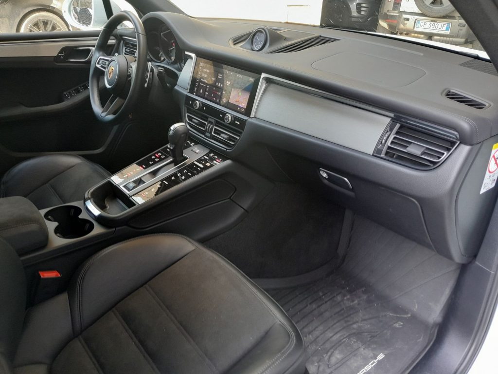 PORSCHE Macan 2.9 V6 GTS SOLO 20.000KM - 15
