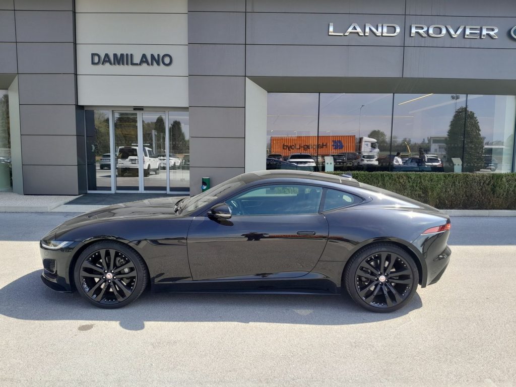 JAGUAR F-Type 2.0 P300CV RWD AUTO R-Dynamic - 4