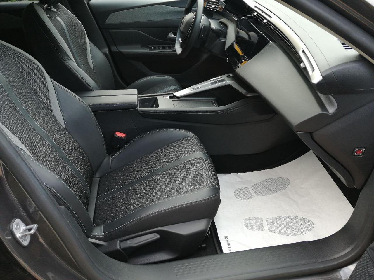 PEUGEOT 308 BlueHDi 130 CV S&S EAT8 SW Allure - 12