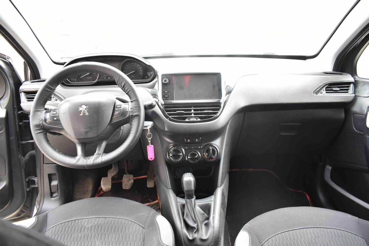PEUGEOT 208 1° serie PureTech 82 5 porte Allure - 9