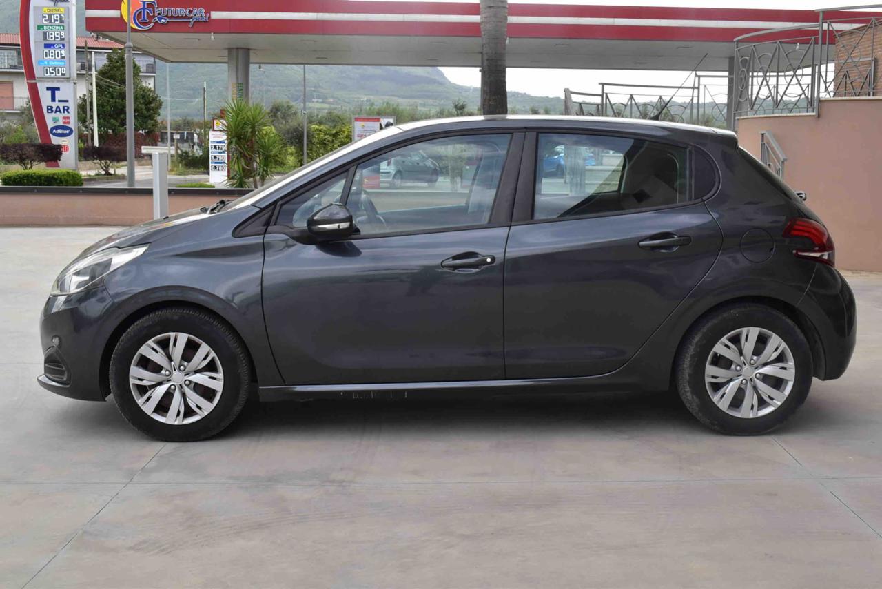 PEUGEOT 208 1° serie PureTech 82 5 porte Allure - 4