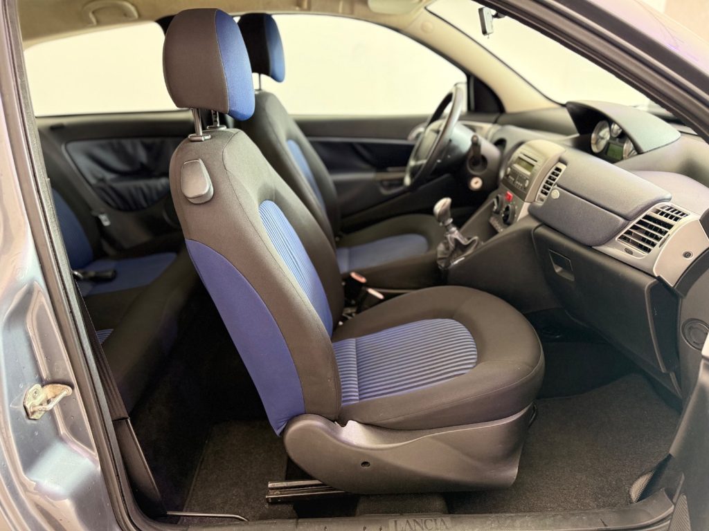 LANCIA Ypsilon 1.2 .Argento - 7