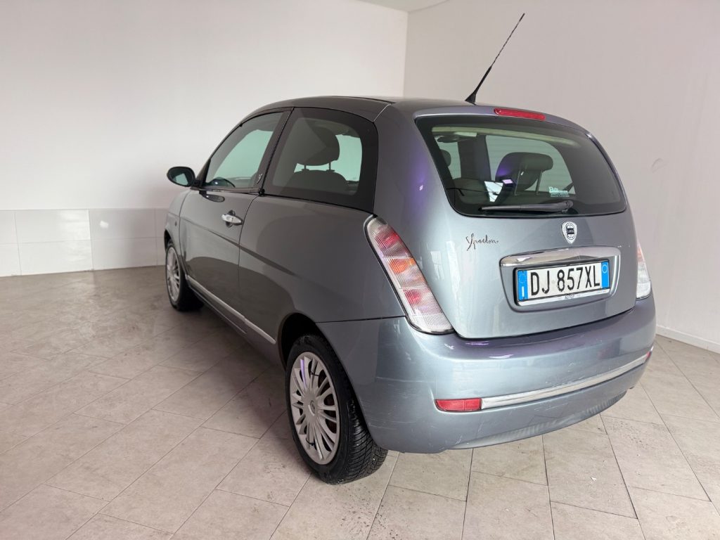 LANCIA Ypsilon 1.2 .Argento - 10