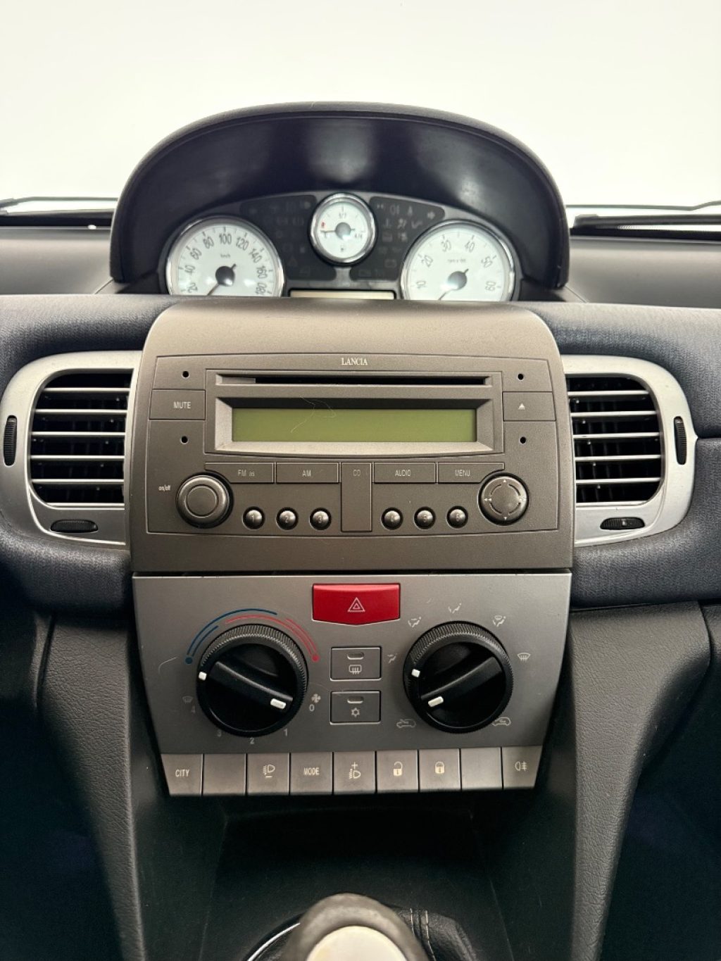 LANCIA Ypsilon 1.2 .Argento - 16