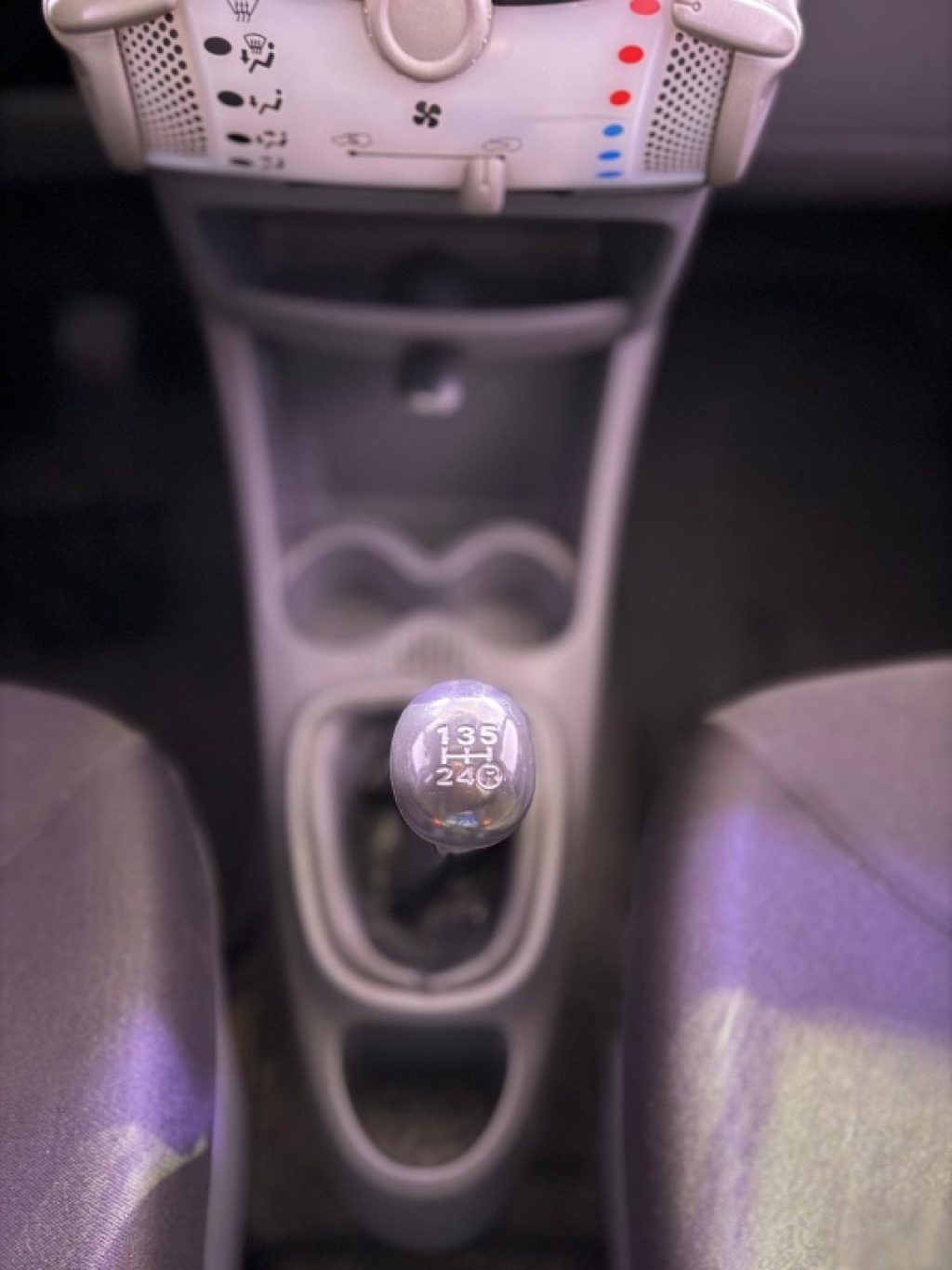 TOYOTA Aygo 1.0. 12V VVT-i 5 porte Deep Ocean Connect - 7