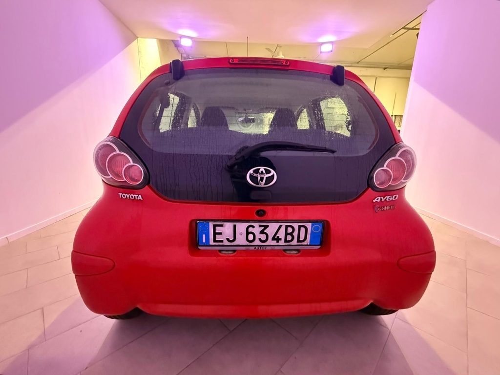 TOYOTA Aygo 1.0. 12V VVT-i 5 porte Deep Ocean Connect - 4