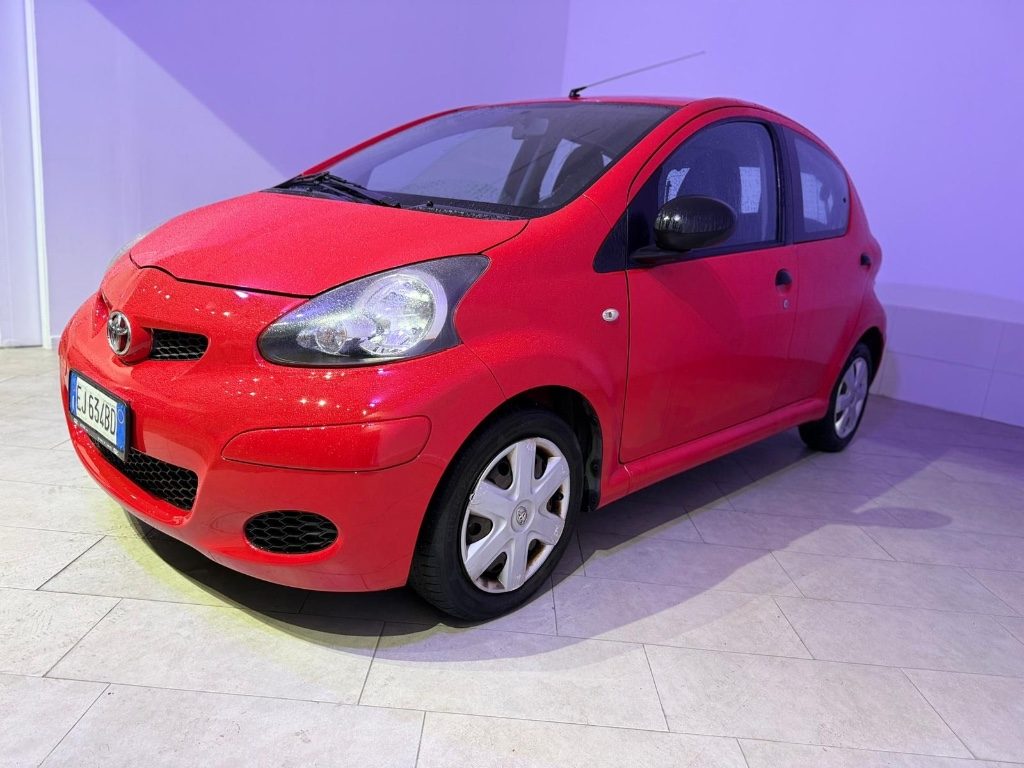 TOYOTA Aygo 1.0. 12V VVT-i 5 porte Deep Ocean Connect - 2