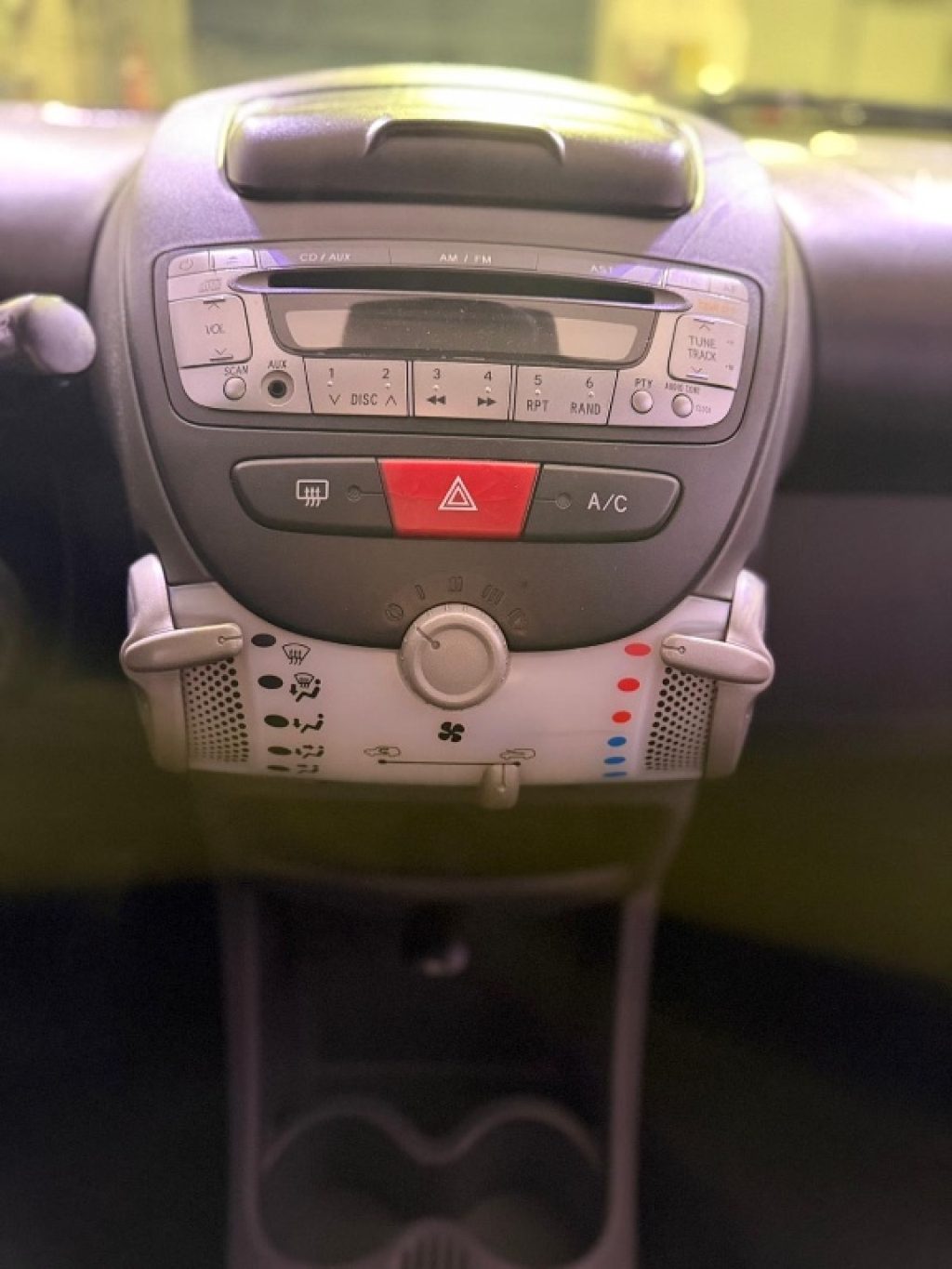 TOYOTA Aygo 1.0. 12V VVT-i 5 porte Deep Ocean Connect - 8