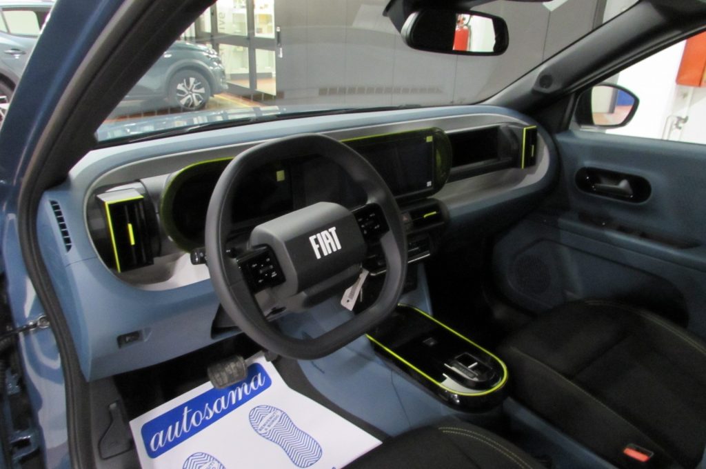 FIAT Grande Panda 1.2 Hybrid 110 CV S&S Icon KM.ZERO Pack Tech - 7