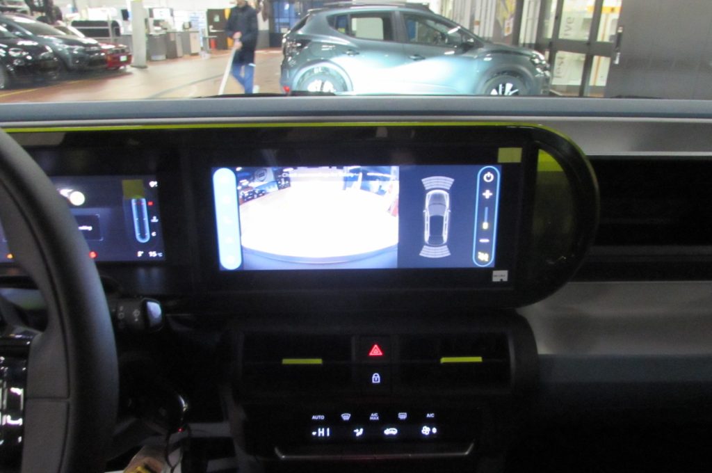 FIAT Grande Panda 1.2 Hybrid 110 CV S&S Icon KM.ZERO Pack Tech - 12