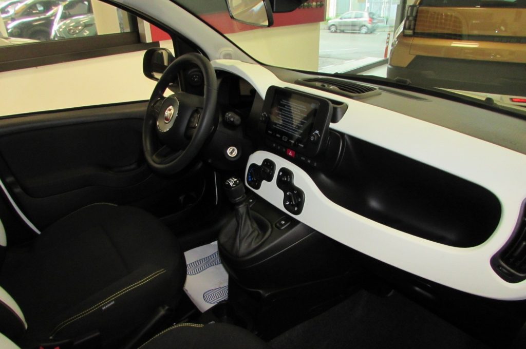 FIAT Panda 1.0 FireFly 70cv S&S Hybrid Pandina KMZERO - 14