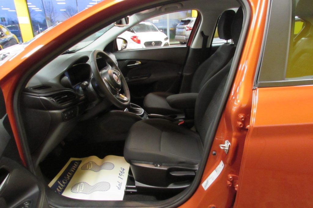 FIAT Tipo 1.5 Hybrid 130cv 5 porte Cross CAMBIO AUTOMATICO - 5