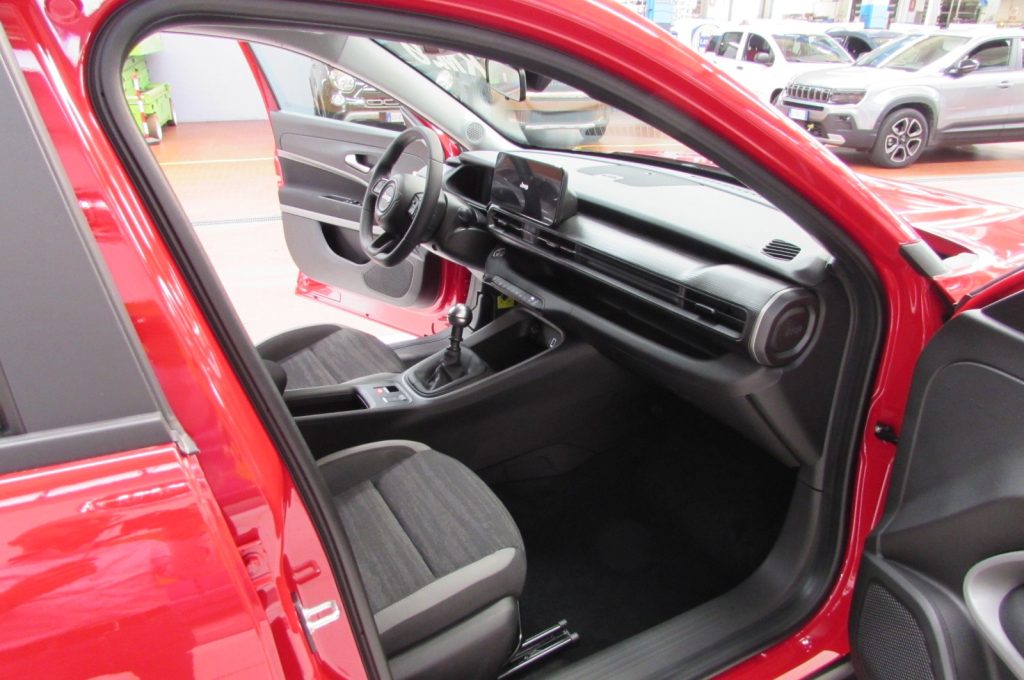 JEEP Avenger 1.2 Turbo 100 CV Longitude KM.ZERO - 16