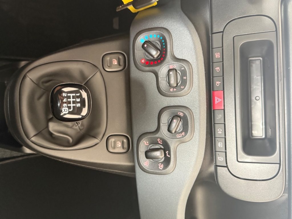 FIAT Pandina 1.0 FireFly 65 CV .Hybrid Icon - 10