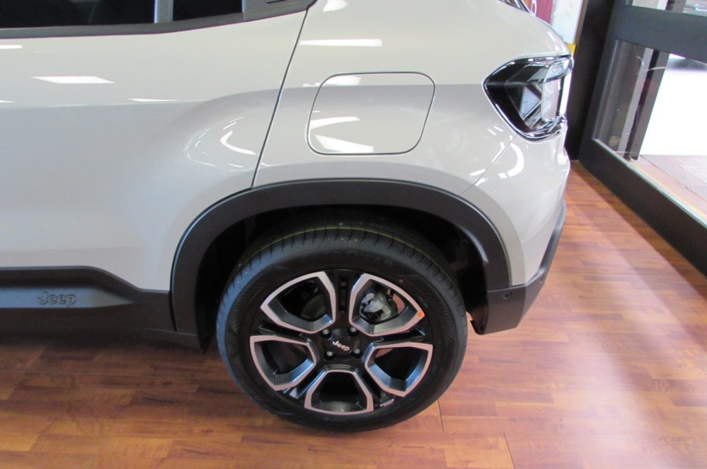 JEEP Avenger 1.2 Turbo 110 CV MHEV Summit KMZERO - 5