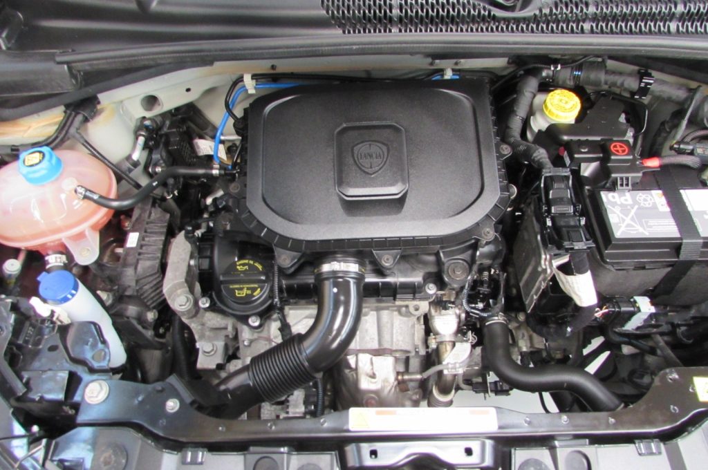 LANCIA Ypsilon 1.0 FireFly 70cv 5 porte S&S Hybrid Gold - 18