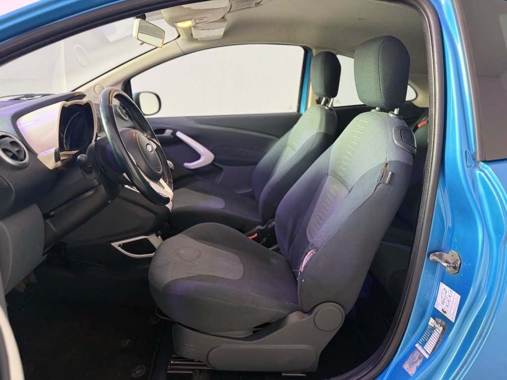 FORD Ka+ 1.2 8V .69CV Titanium - 5