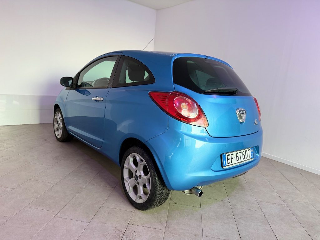 FORD Ka+ 1.2 8V .69CV Titanium - 9