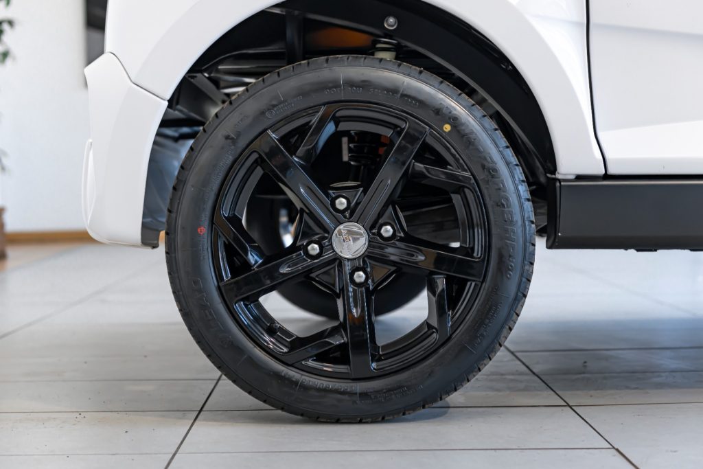 AIXAM City E-City Sport 115 Km Autonomia - 9