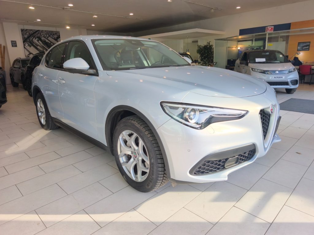 ALFA ROMEO Stelvio 2.2 d Q4 190 CV AT8 Navi Car Play Aziendale - 3