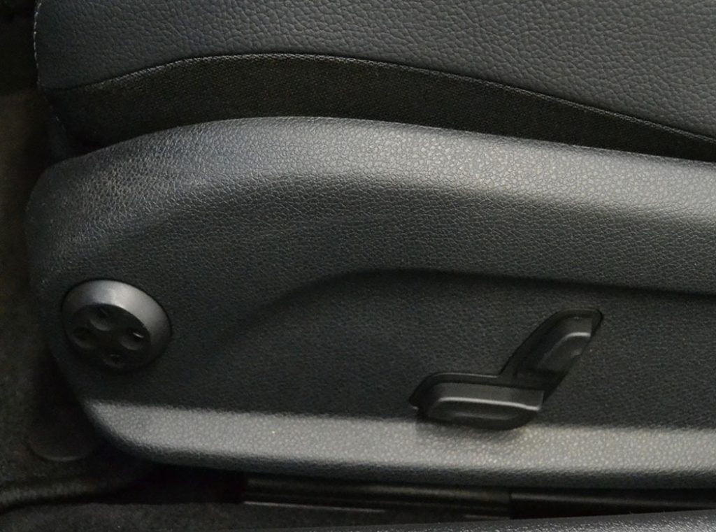 MERCEDES-BENZ C 180 Cabrio Premium Amg Automatica  Km 30.550  - 5