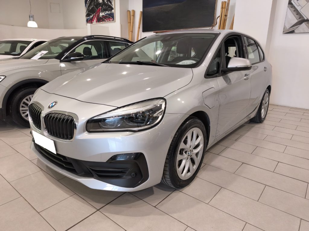 BMW 225 xe Plug-In Active Tourer iPerform. Automatic - 4