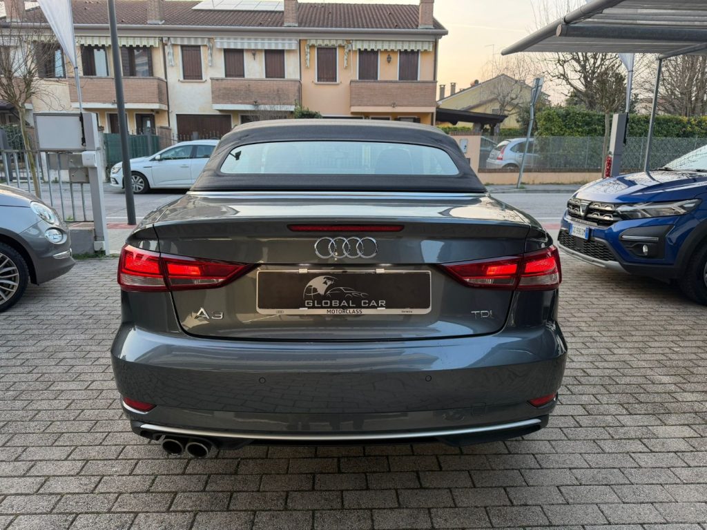AUDI A3 Cabrio 2.0 TDI AUTOMATICA - 8