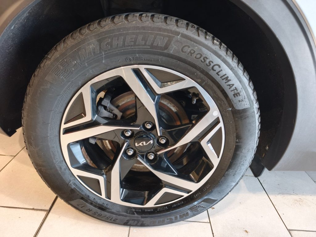 KIA Sportage 1.6 GDI MHEV LX FRESH Clima Navigatore Aziendale - 8