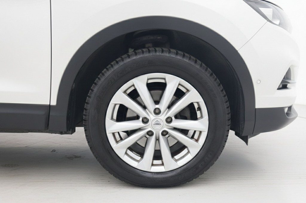 NISSAN Qashqai 1.5 dCi Tekna Clima Aut. Sens. Park - 8