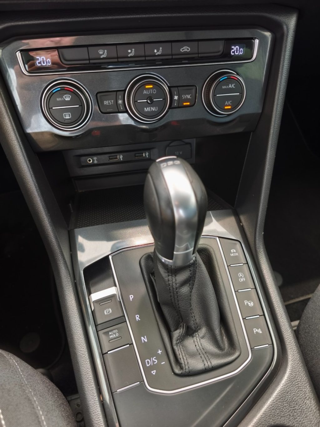 VOLKSWAGEN Tiguan 1.5 TSI 150 CV DSG Style Alcantara Virtual Cockpit - 9