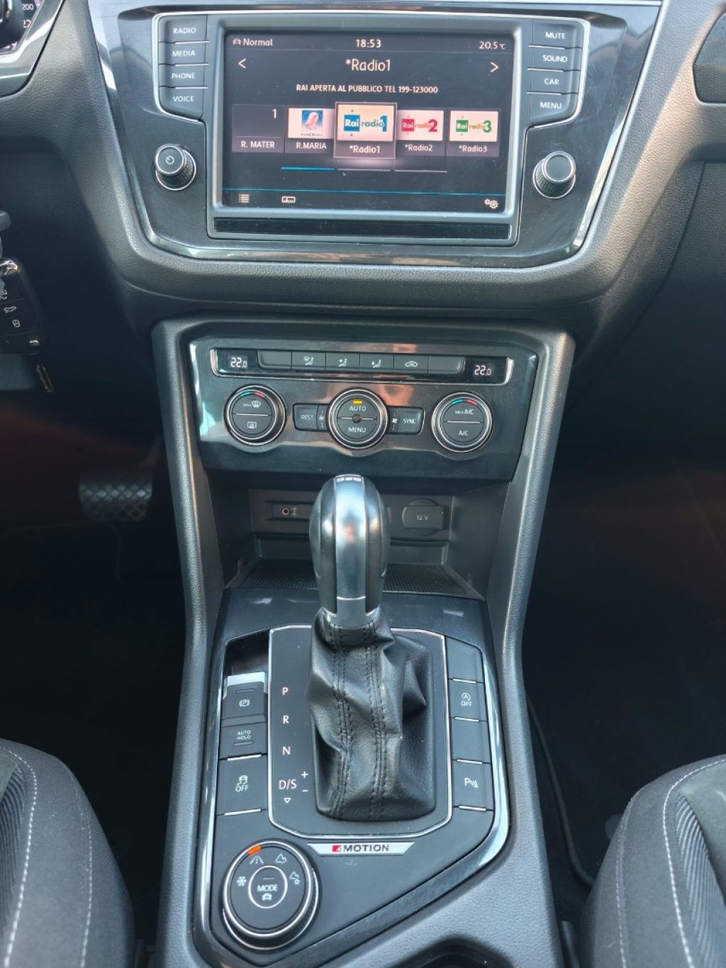 VOLKSWAGEN Tiguan 2.0 TDI 150CV DSG 4MOTION Sport & Style BMT - 12