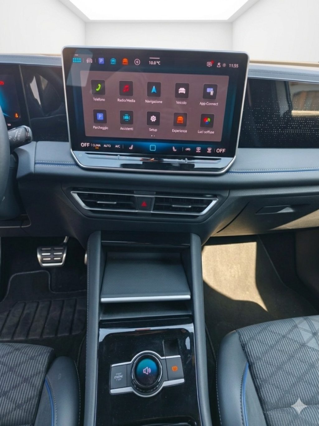 VOLKSWAGEN Tiguan 2.0 TDI 150 CV DSG R-Line Plus - 9