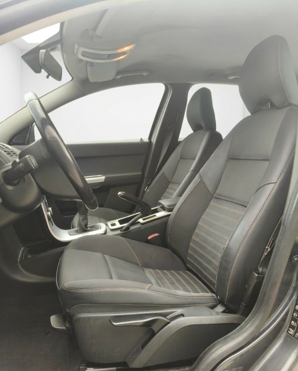 VOLVO V50 D2 Unico Proprietario Neopatentati Bluetooth - 11