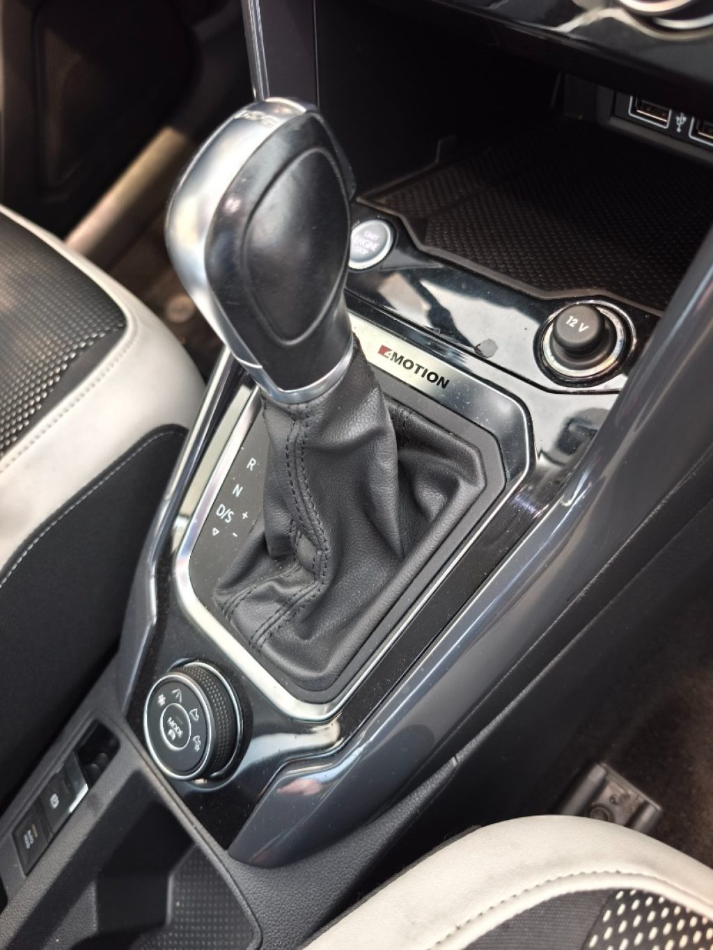 VOLKSWAGEN T-Roc 2.0 TDI DSG 4MOTION 150 CV Unico Propr. - 12