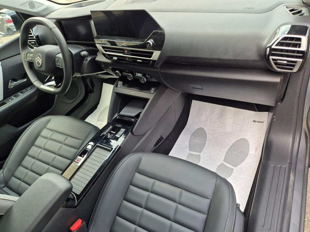 CITROEN C4 Hybrid 145 e-DCS6 Max - 12