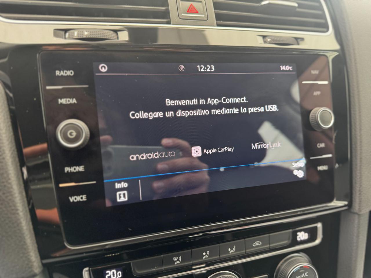 VOLKSWAGEN Golf 1.6 TDI 115 CV DSG Highline BlueMotion Tech. - 25