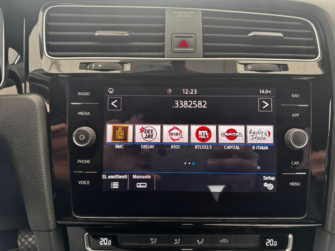 VOLKSWAGEN Golf 1.6 TDI 115 CV DSG Highline BlueMotion Tech. - 23