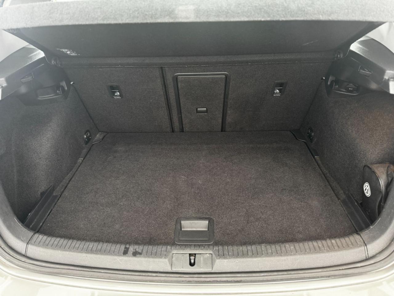 VOLKSWAGEN Golf 1.6 TDI 115 CV DSG Highline BlueMotion Tech. - 20