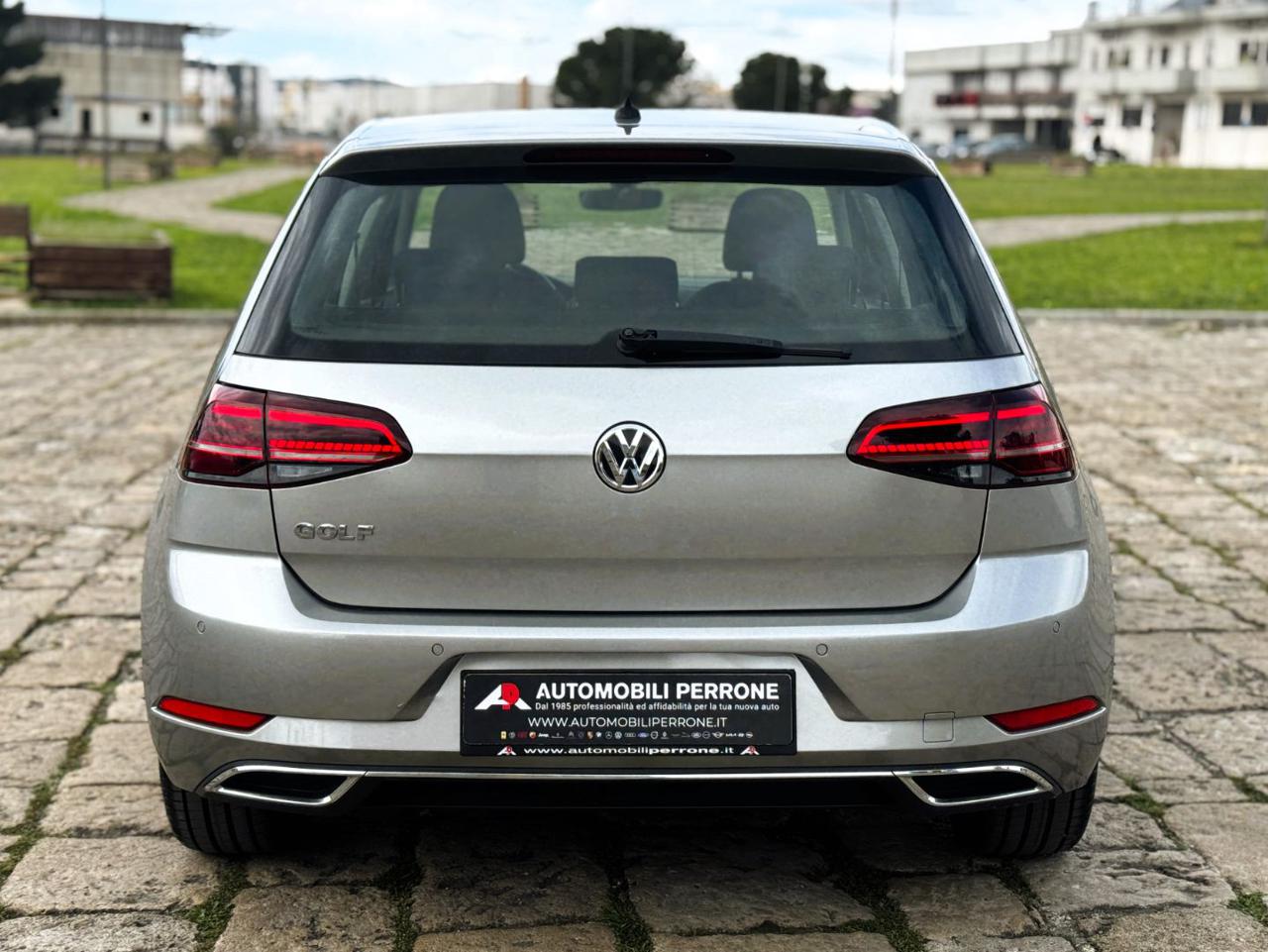 VOLKSWAGEN Golf 1.6 TDI 115 CV DSG Highline BlueMotion Tech. - 16