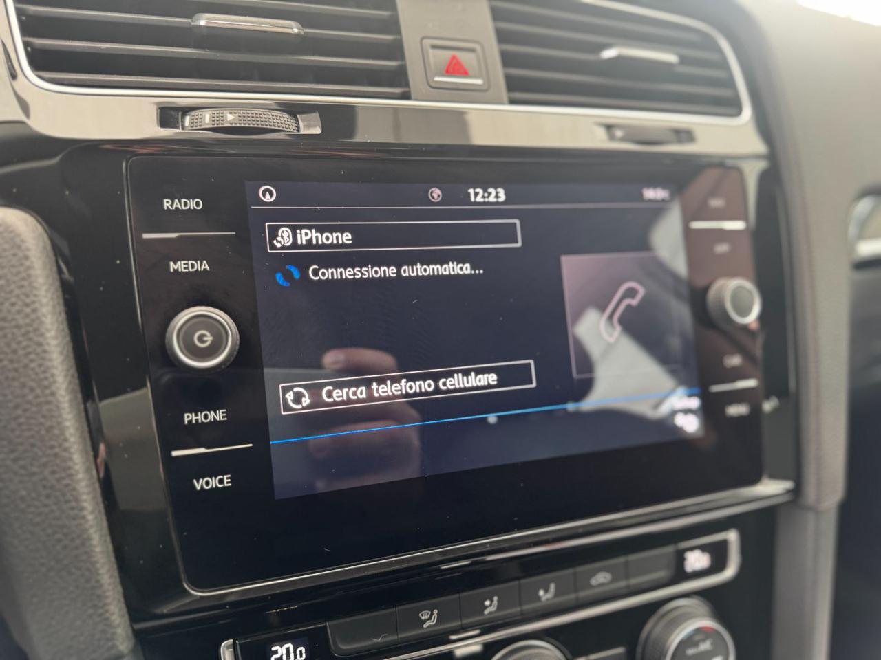 VOLKSWAGEN Golf 1.6 TDI 115 CV DSG Highline BlueMotion Tech. - 24