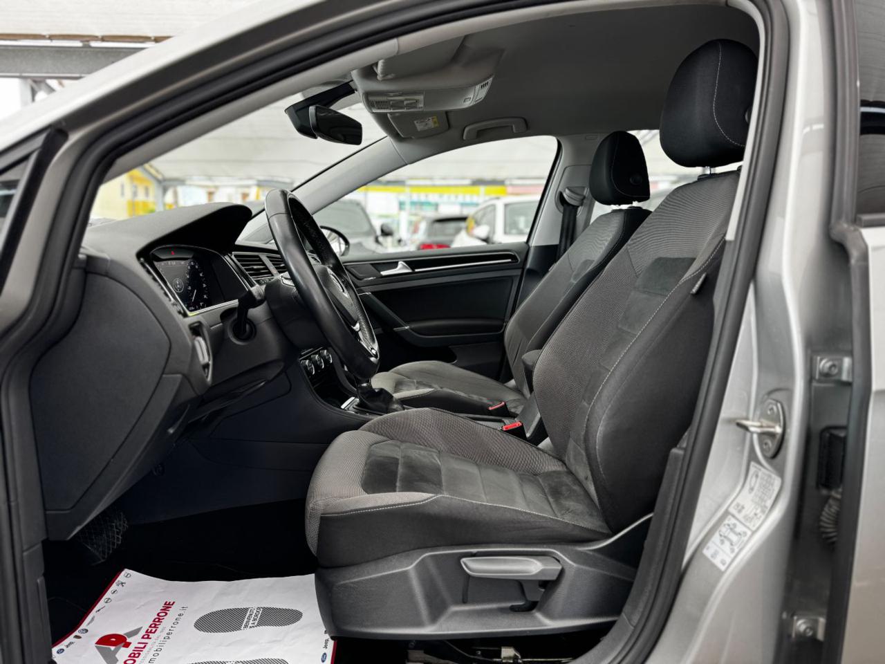 VOLKSWAGEN Golf 1.6 TDI 115 CV DSG Highline BlueMotion Tech. - 9