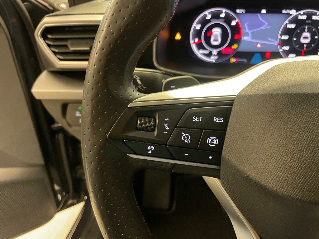 SEAT Leon 2.0 TDI 150 CV DSG 5p. FR - 23