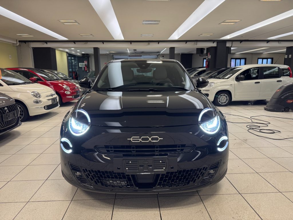 FIAT 600 Hybrid 110 CV DCT MHEV La Prima - 2