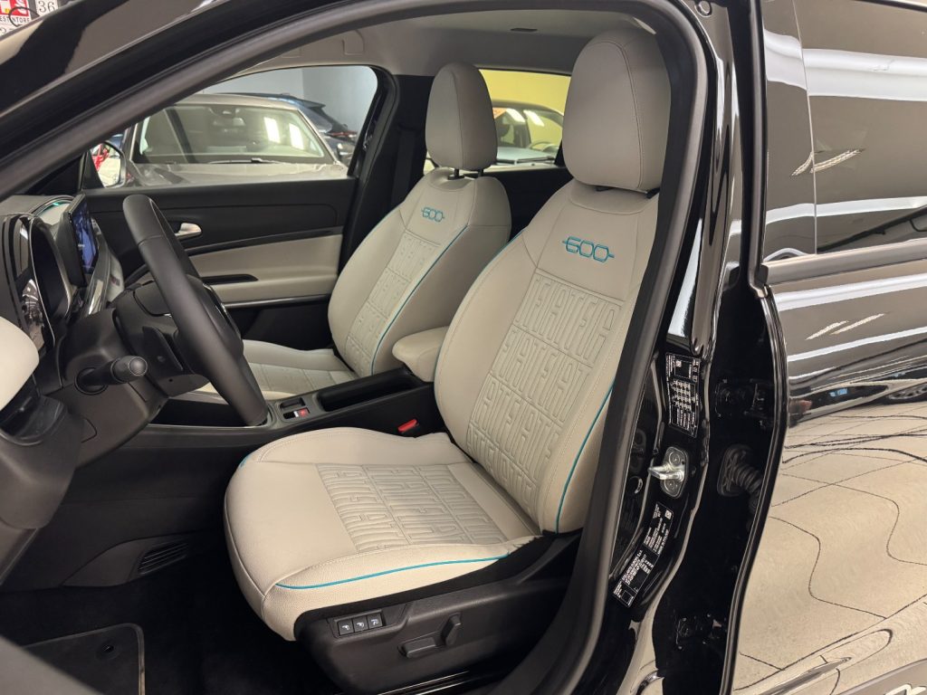 FIAT 600 Hybrid 110 CV DCT MHEV La Prima - 12