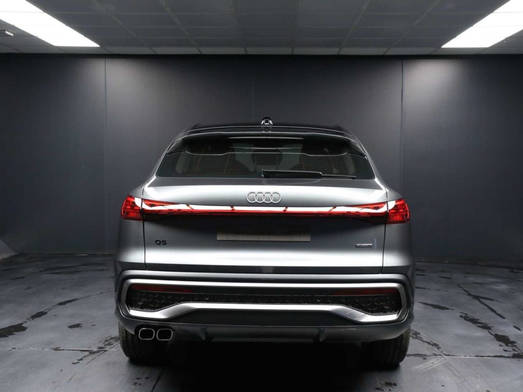AUDI Q5 40 TDI 204 CV quattro S tronic S line plus - 9