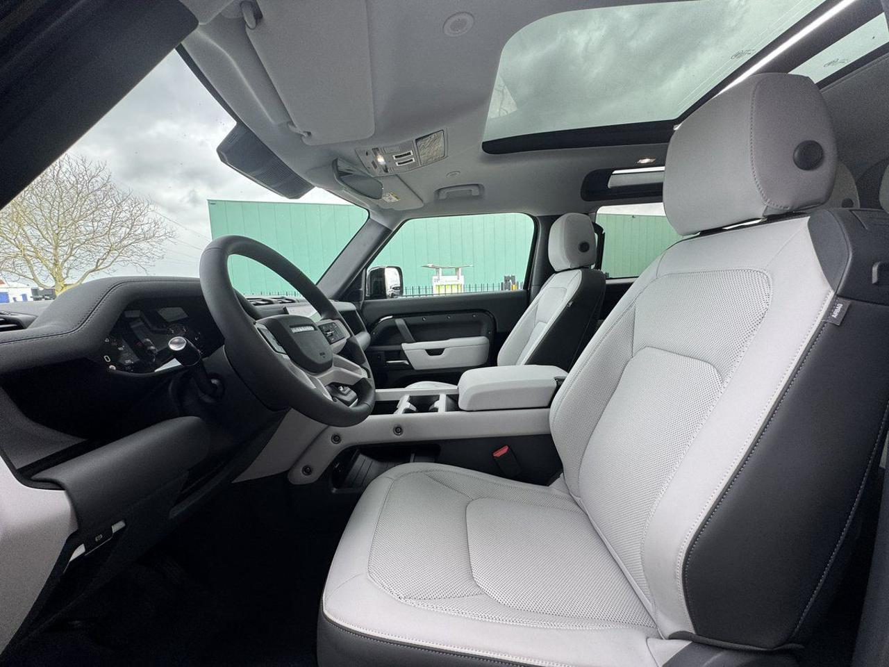 LAND ROVER Defender 90 3.0D I6 200 CV AWD Auto S - 5