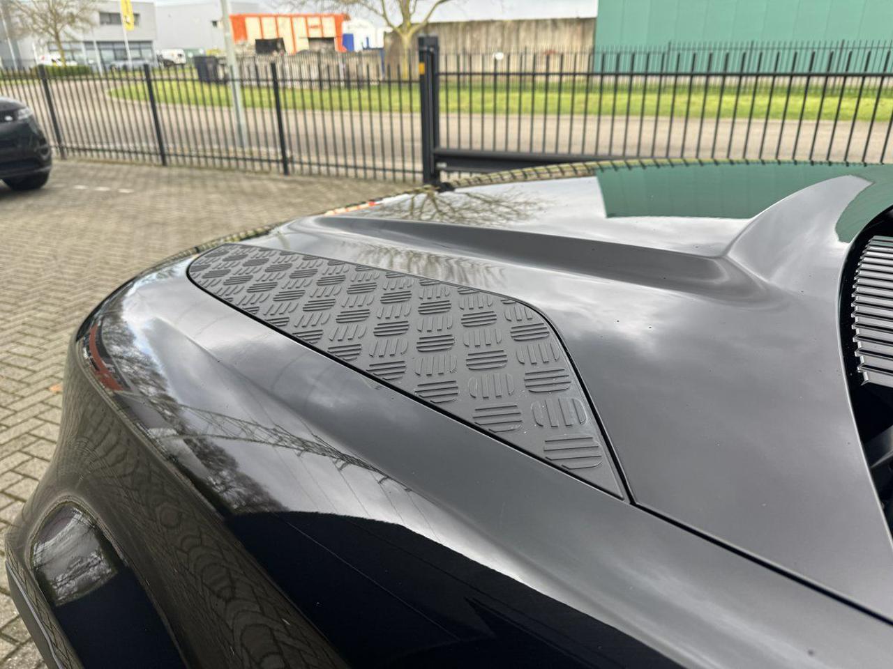 LAND ROVER Defender 90 3.0D I6 200 CV AWD Auto S - 11