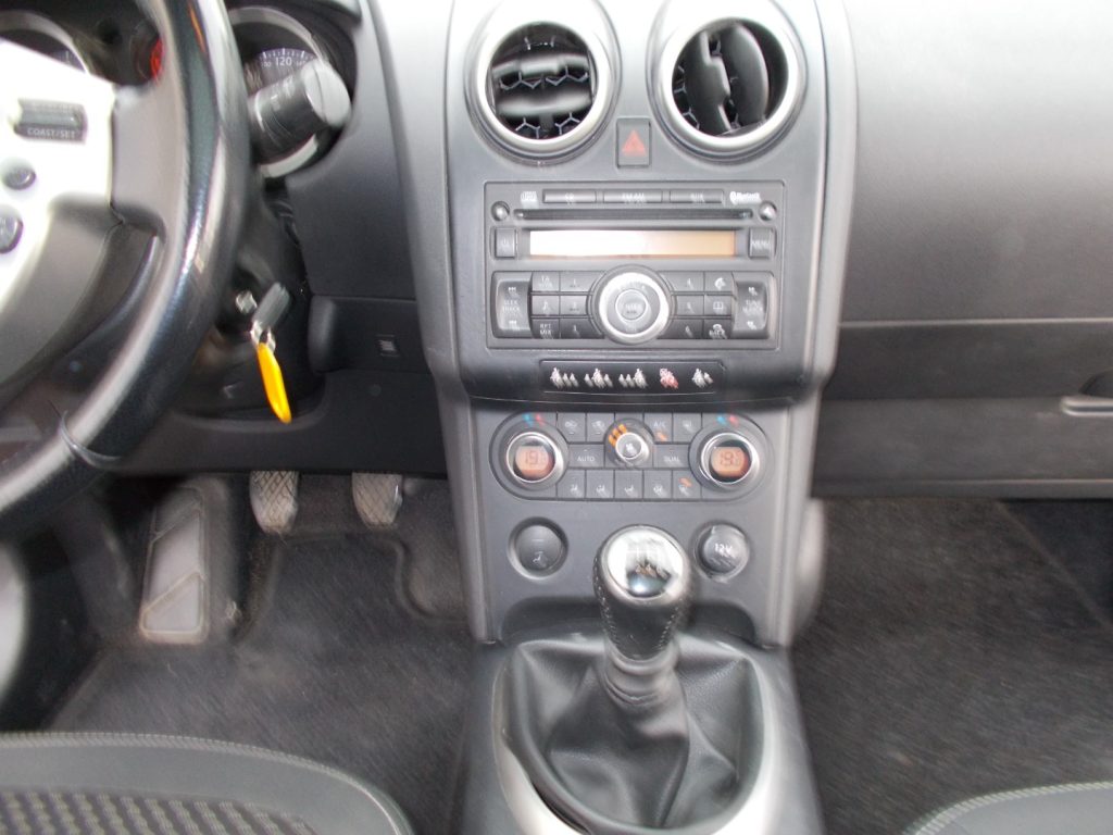 NISSAN Qashqai 1.5 dCi Tekna - 8