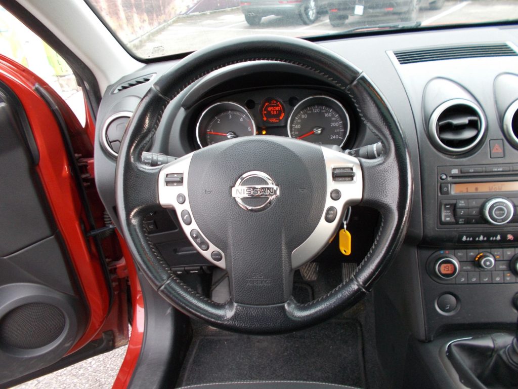 NISSAN Qashqai 1.5 dCi Tekna - 9