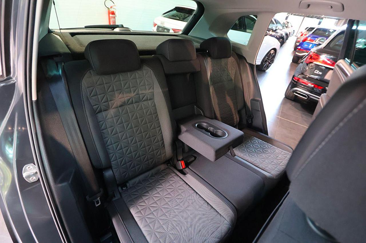 VOLKSWAGEN Tiguan 2.0 TDI 150cv SCR DSG Life - 18
